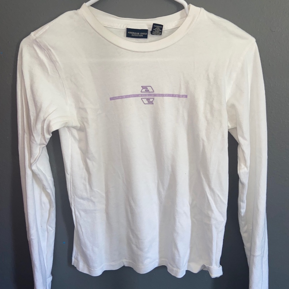 white long sleeve somewhat cropped shirt